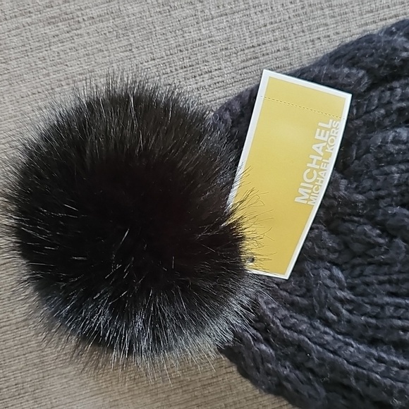 Michael Kors Women Cable Knit Cuffed Pom Pom Winter Beanie Black hat w Silver Mk main image 6